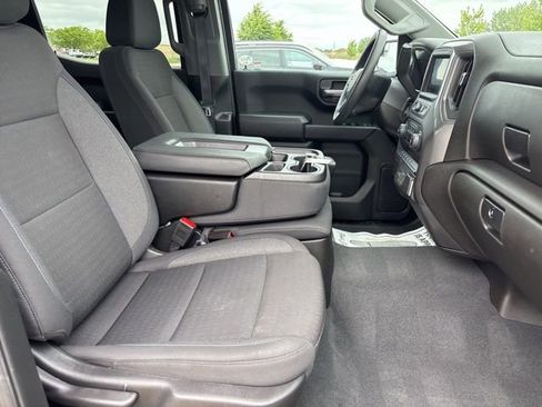 Used 2025 Chevrolet Silverado 1500 Custom w/ Turbomax Blackout Package AWD/4WD image 18