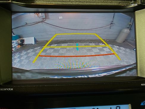 Used 2017 Toyota RAV4 XLE w/ Plus Special Value Package FWD image 26