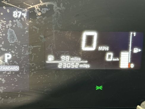 Certified 2025 Nissan Kicks SV FWD image 15