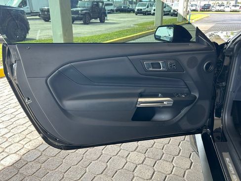 Used 2025 Ford Mustang GT Premium w/ GT Performance Package RWD image 35
