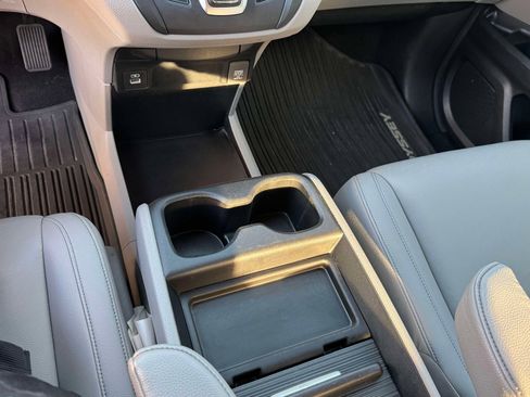 Used 2024 Honda Odyssey EX-L image 28