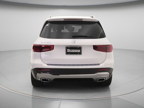 New 2026 Mercedes-Benz GLB 250 image 3