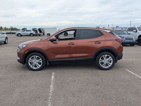 Used 2021 Buick Encore GX Preferred image 2