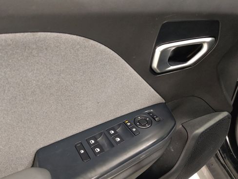 Used 2025 Kia K4 EX FWD image 27