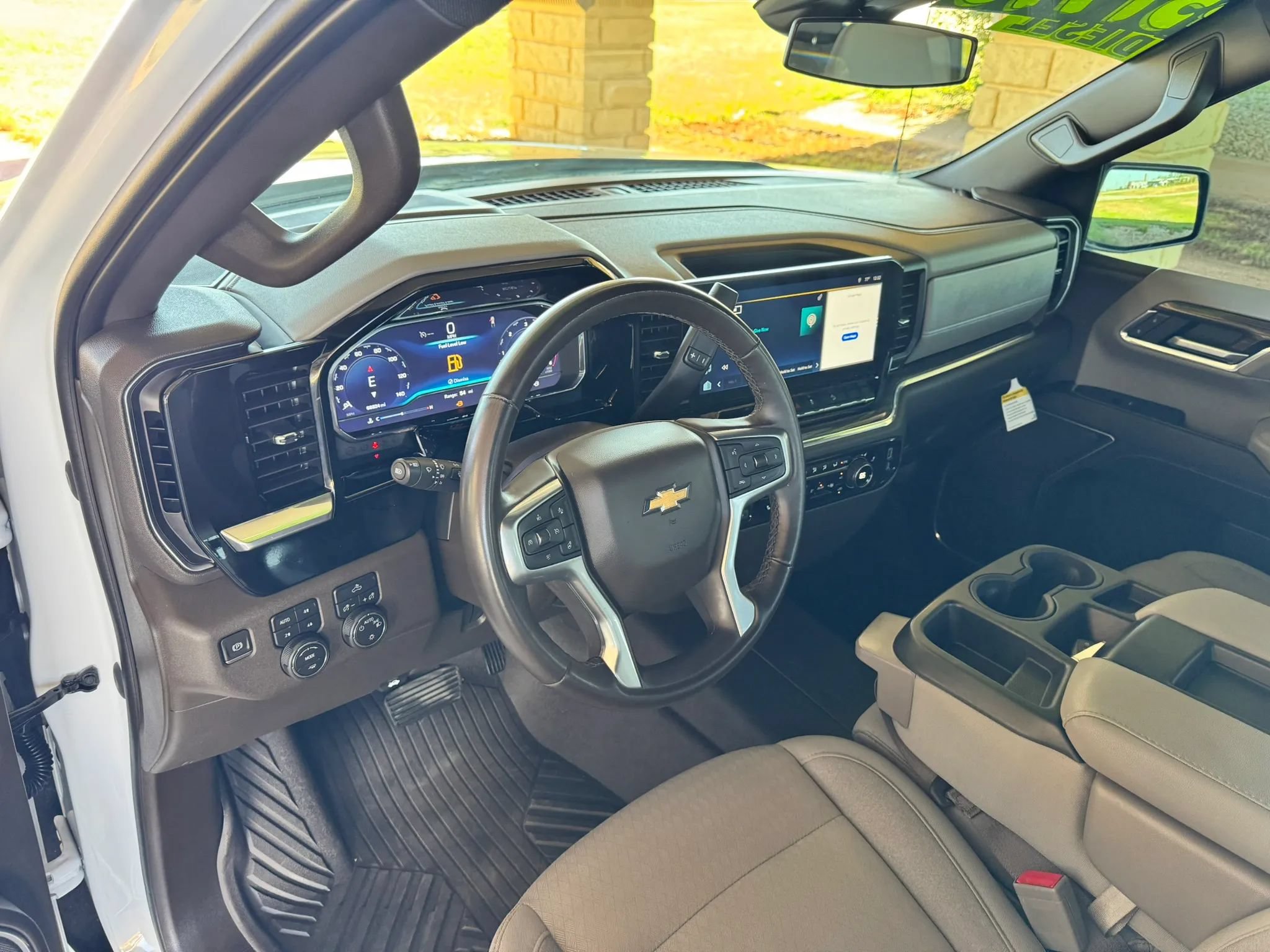 Used 2023 Chevrolet Silverado 1500 LT w/ Z71 Off-Road Package AWD/4WD image 12