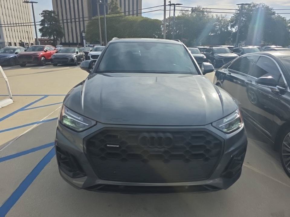 Used 2025 Audi Q5 e Premium Plus AWD/4WD image 2