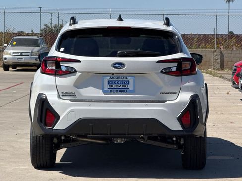 New 2026 Subaru Crosstrek 2.5i Limited w/ Crosstrek Mirror Package AWD/4WD image 4