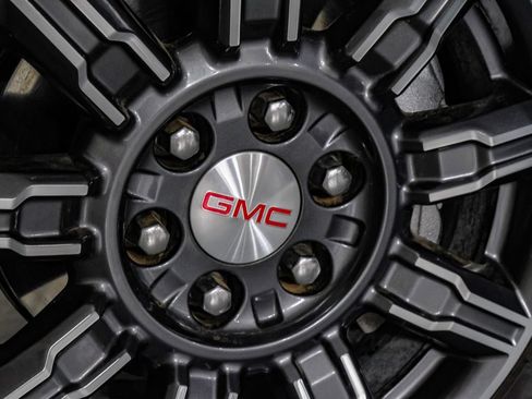 Used 2024 GMC Sierra 1500 AT4 w/ AT4 Premium Package AWD/4WD image 56