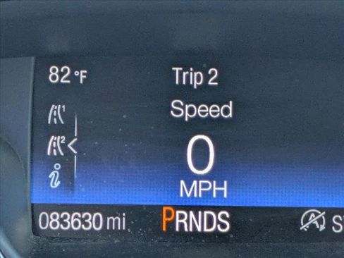 Used 2017 Ford Escape SE w/ Equipment Group 201A image 5