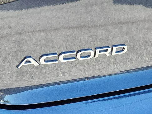 New 2025 Honda Accord SE image 19