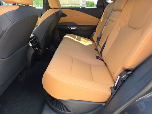 New 2026 Lexus RX 350h AWD/4WD image 17
