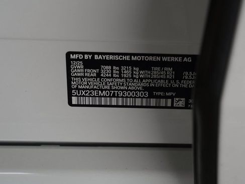Used 2026 BMW X7 xDrive40i w/ Premium Package AWD/4WD image 31