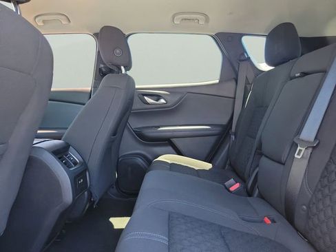 Used 2022 Chevrolet Blazer LT w/ Redline Edition FWD image 6