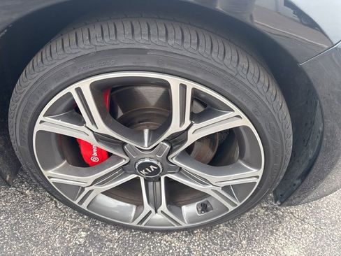 Used 2020 Kia Stinger GT1 AWD/4WD image 44