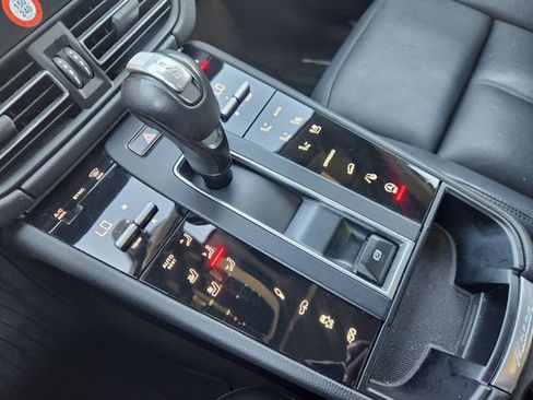 Used 2023 Porsche Macan S image 19