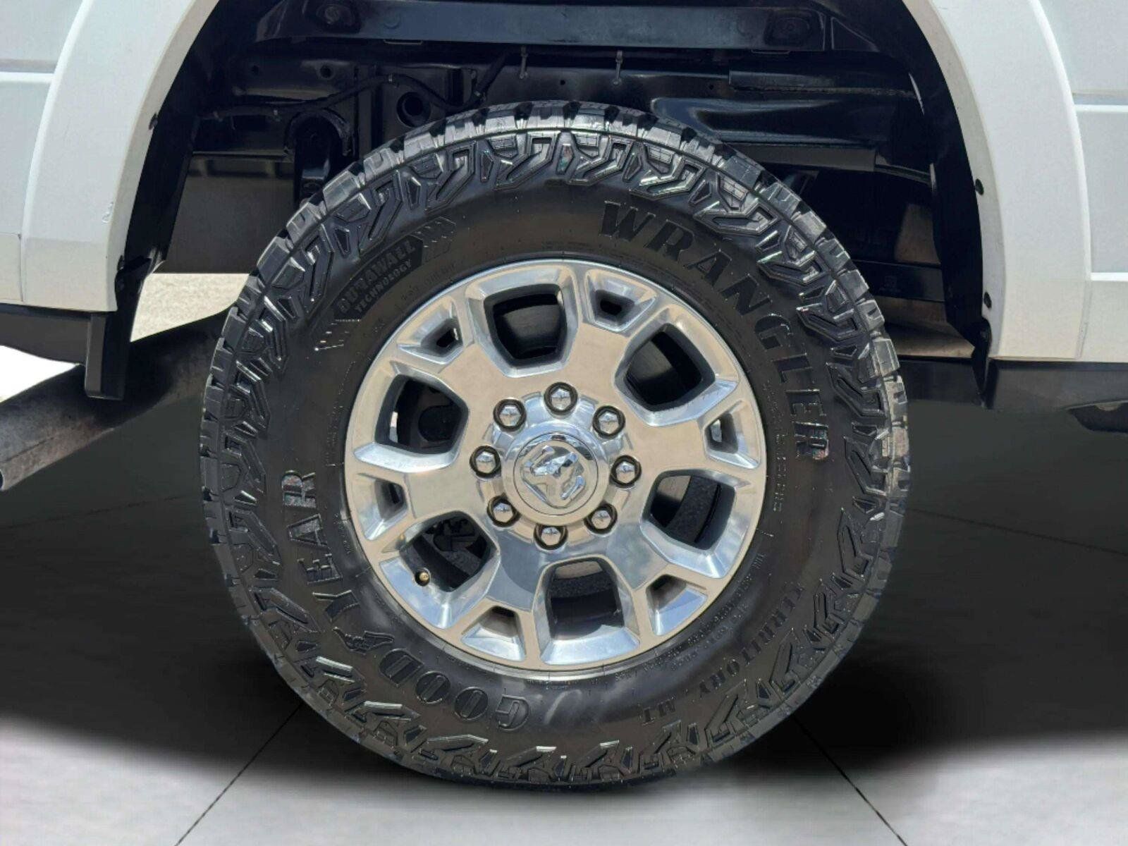 Used 2021 RAM 2500 Laramie AWD/4WD image 64