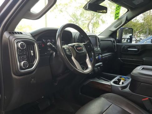 Used 2022 GMC Sierra 2500 SLT w/ SLT Preferred Package AWD/4WD image 21