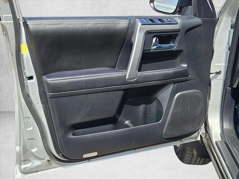 Used 2024 Toyota 4Runner SR5 AWD/4WD image 10