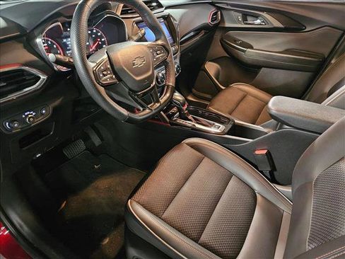 Used 2022 Chevrolet TrailBlazer RS w/ Sun and Liftgate Package image 10