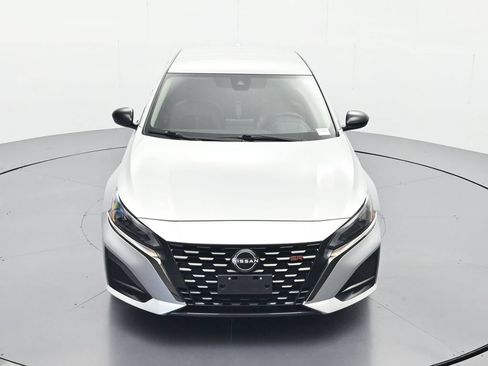 Certified 2024 Nissan Altima 2.5 SR FWD image 29