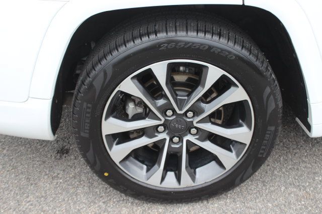 Used 2023 Jeep Grand Cherokee L Overland AWD/4WD image 43