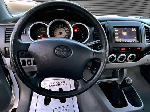 Used 2008 Toyota Tacoma 4x4 Regular Cab image 9