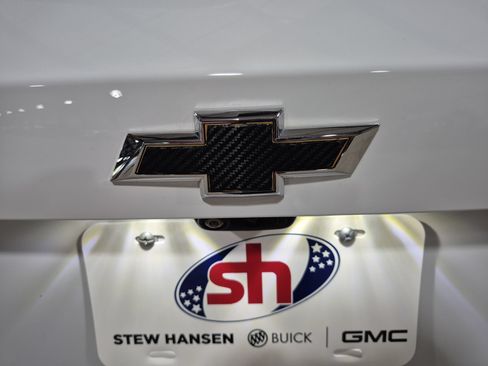 Used 2023 Chevrolet Blazer LT w/ Sound & Technology Package AWD/4WD image 32