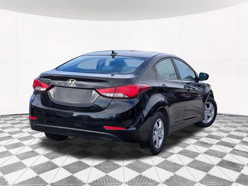Used 2015 Hyundai Elantra SE image 14
