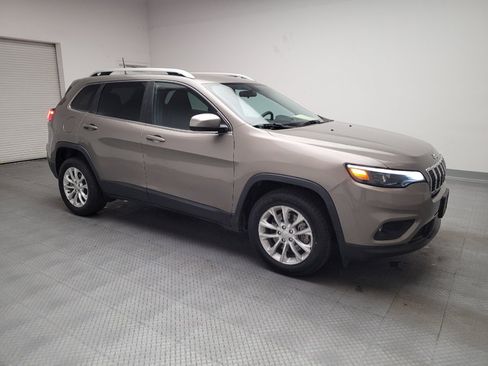 Used 2019 Jeep Cherokee Latitude w/ Popular Appearance Group image 11