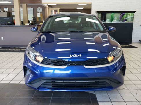 Used 2022 Kia Forte LXS w/ LXS Technology Package FWD image 18