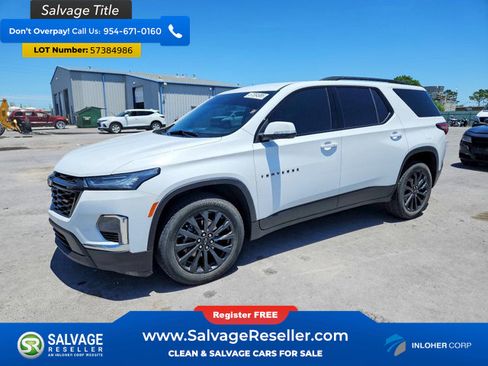 Used 2022 Chevrolet Traverse RS FWD image 1