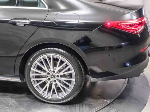 Used 2022 Mercedes-Benz CLA 250 image 9