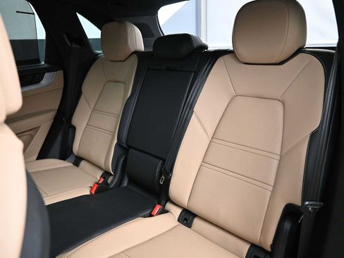 New 2026 Porsche Cayenne E-Hybrid image 18