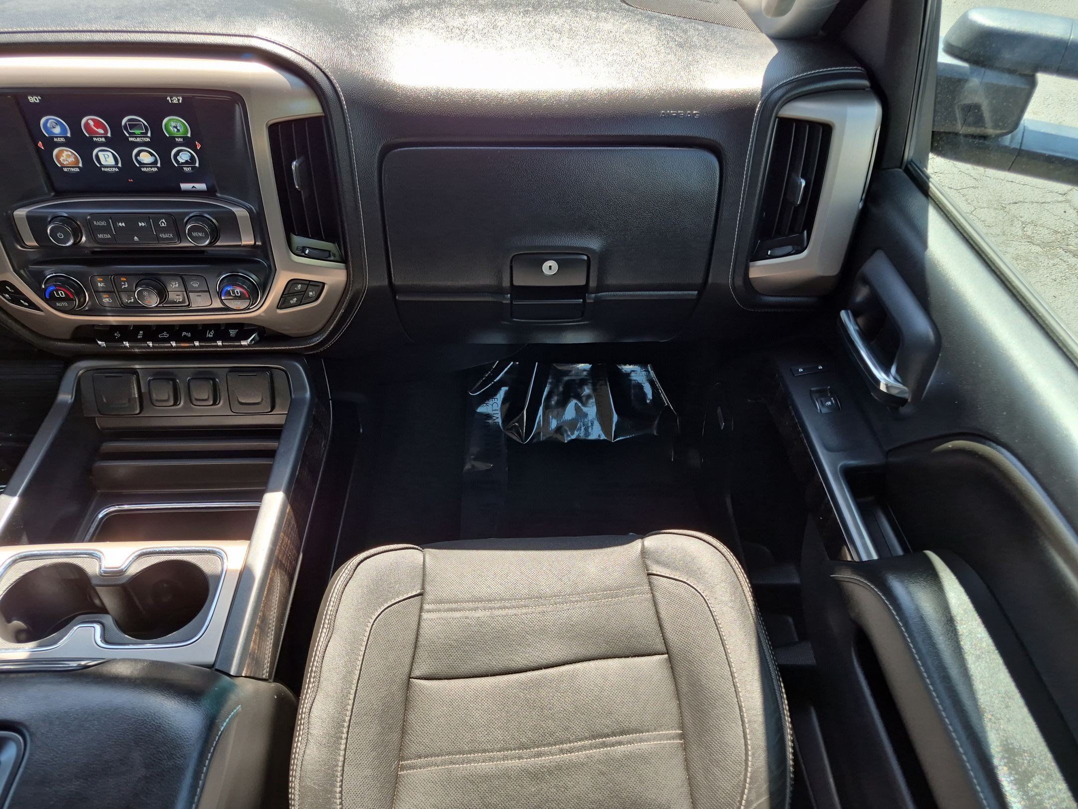 Used 2016 GMC Sierra 2500 Denali w/ Duramax Plus Package AWD/4WD image 31