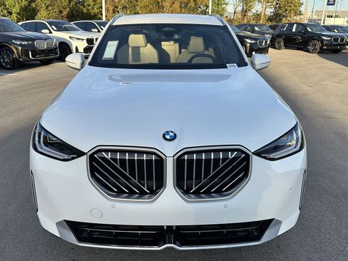 Used 2026 BMW X3 xDrive30 w/ Convenience Package image 3