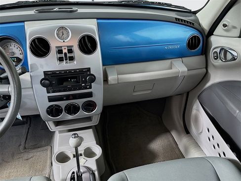 Used 2009 Chrysler PT Cruiser LX image 20