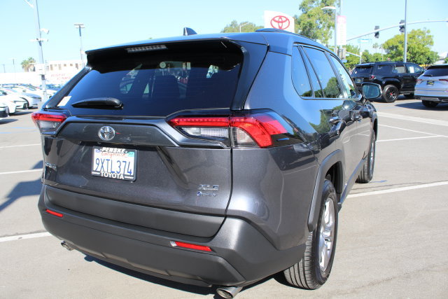 Certified 2025 Toyota RAV4 XLE AWD/4WD image 16