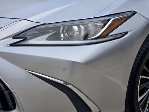 Used 2022 Lexus ES 350 w/ Premium Package FWD image 29