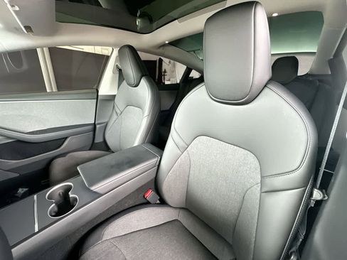Used 2025 Tesla Model 3 RWD image 14