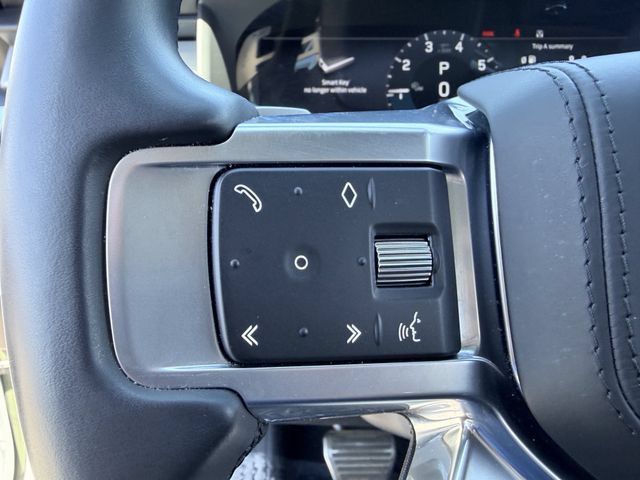 Used 2023 Land Rover Discovery HSE R-Dynamic AWD/4WD image 8