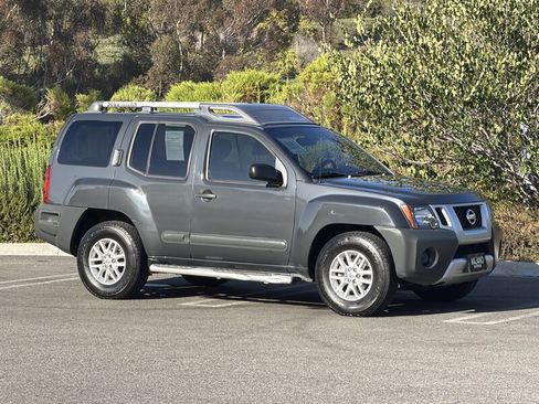 Used 2014 Nissan Xterra S RWD image 8