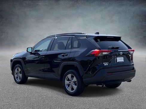 Used 2024 Toyota RAV4 XLE FWD image 4