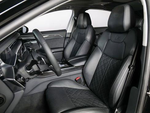 Certified 2022 Audi S8 image 10