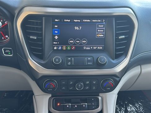 Used 2021 GMC Acadia Denali w/ Denali Technology Package image 12