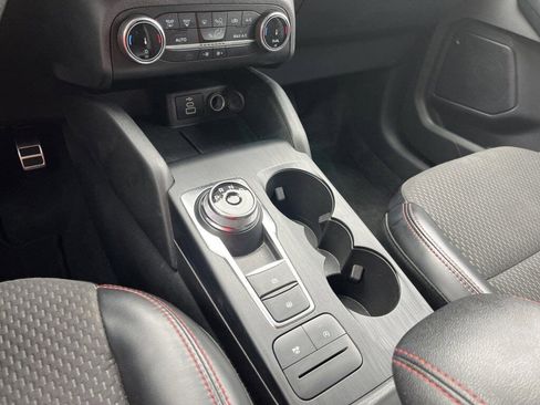 Used 2024 Ford Escape ST-Line image 11