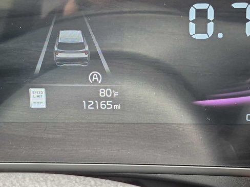 Used 2025 Kia Sportage EX FWD image 22
