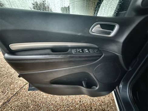 Used 2020 Dodge Durango SXT image 20