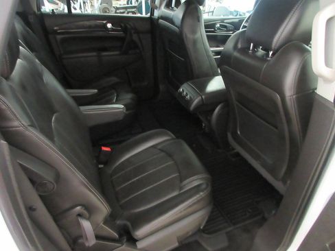 Used 2016 Buick Enclave Leather AWD/4WD image 19
