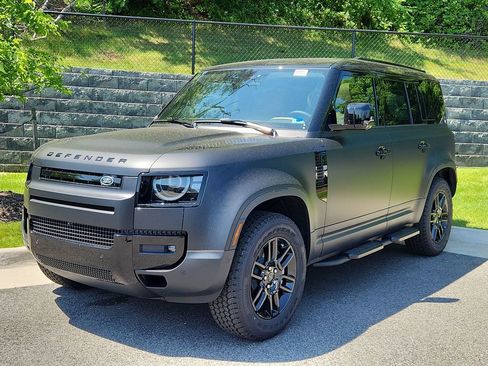 New 2026 Land Rover Defender 110 S AWD/4WD image 1