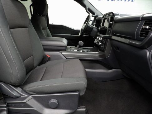 Used 2024 Ford F150 XLT w/ XLT Black Appearance Package image 36